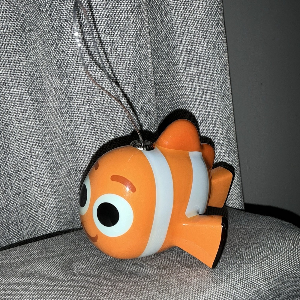Hallmark Finding Nemo Decoupage Christmas Tree Ornament